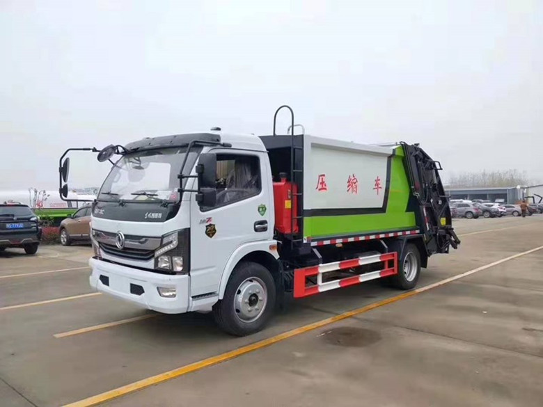 國(guó)六（6-8）方壓縮垃圾車