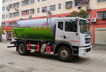 國六東風D9吸污車(12方）