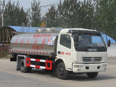 東風(fēng)多利卡8噸鮮奶運輸車